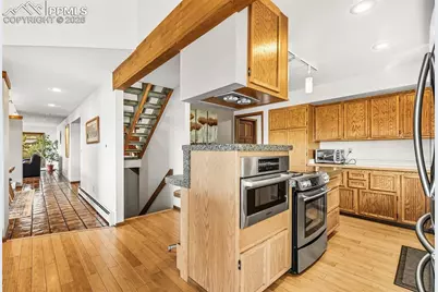 1240 Oak Hills Drive, Colorado Springs, CO 80919 - Photo 13