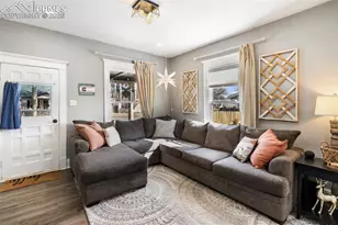 712 Woodlawn Ave, Canon City, CO 81212 - Photo 3