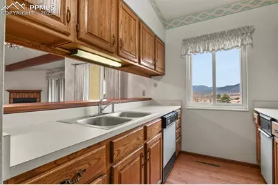 1122 Fontmore Road #C, Colorado Springs, CO 80904 - Photo 13