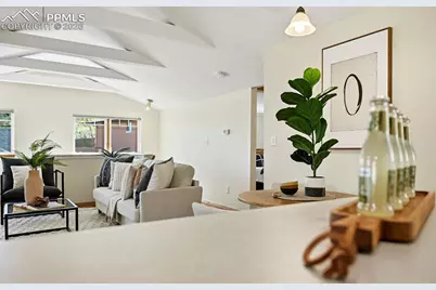 304 Pawnee Avenue, Manitou Springs, CO 80829 - Photo 5