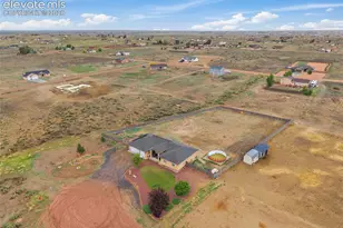 1277 N Sandstone Ln, Pueblo, CO 81007 - Photo 35