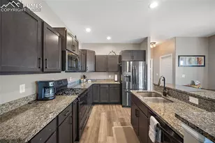 469 E Gentry Dr, Pueblo, CO 81007 - Photo 7