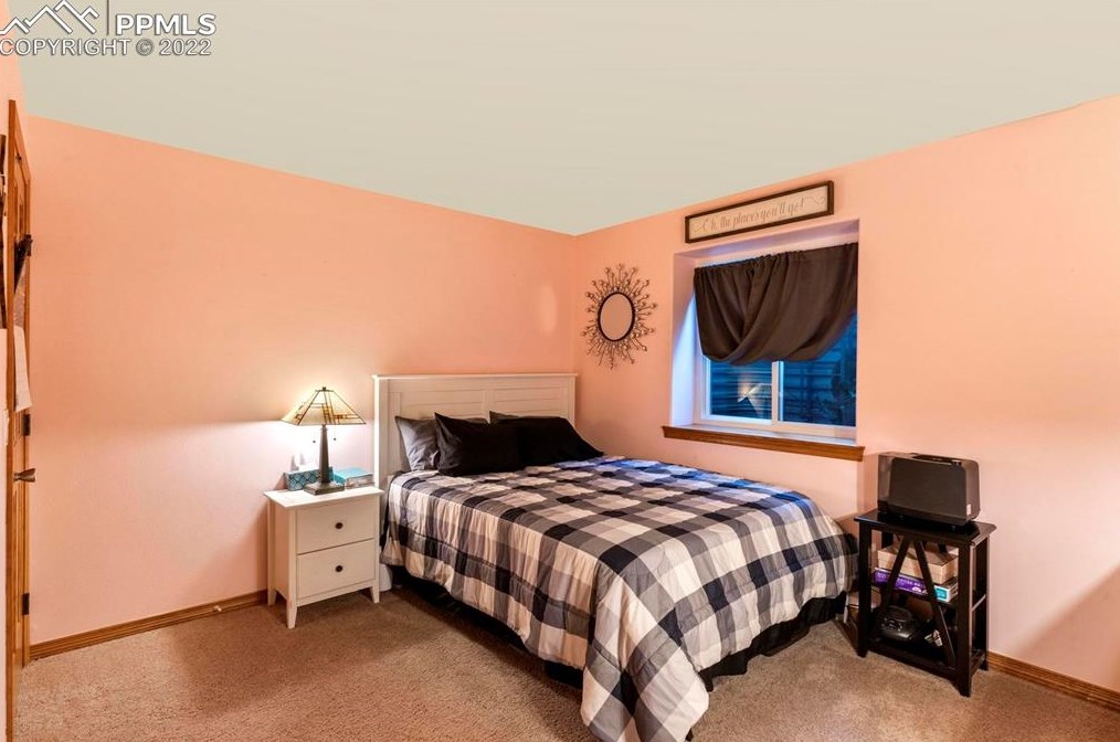 1000 Sun Valley Dr, Woodland Park CO 80863-9076 exterior