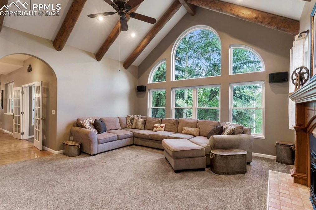 1000 Sun Valley Dr, Woodland Park CO 80863-9076 exterior