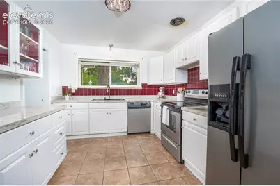 1009 Parkview Boulevard, Colorado Springs, CO 80905 - Photo 5