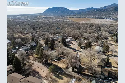 1318 W Platte Avenue, Colorado Springs, CO 80904 - Photo 11