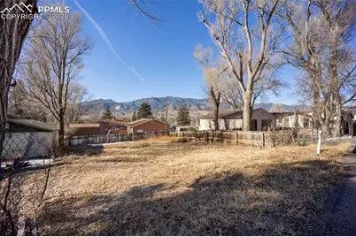 1318 W Platte Avenue, Colorado Springs, CO 80904 - Photo 5