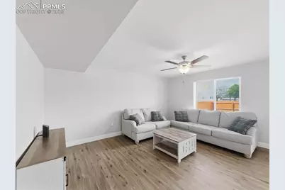 5342 Hammond Drive, Colorado Springs, CO 80915 - Photo 3
