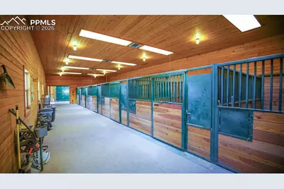 4687 W Highway 24, Florissant, CO 80816 - Photo 27