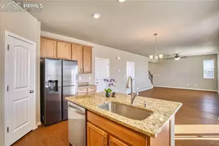 10104 Bluffstone Ct, Peyton, CO 80831 - Photo 11
