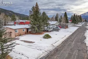 913 N Baldwin St, Woodland Park, CO 80863 - Photo 27