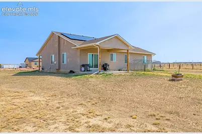 1696 E Silverwood Drive, Pueblo, CO 81007 - Photo 31