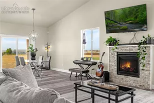 1696 E Silverwood Dr, Pueblo, CO 81007 - Photo 5