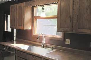 10316 El Paso Ave, Green Mountain Falls, CO 80819 - Photo 15