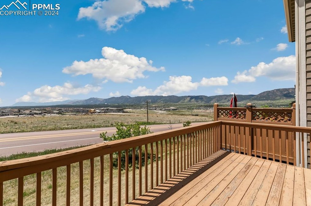 933 Burning Bush Pt, Woodmoor CO 80132-8652 exterior