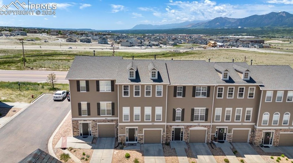 933 Burning Bush Pt, Woodmoor CO 80132-8652 exterior