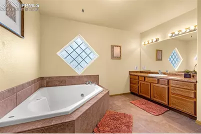 1420 E Gem Drive, Pueblo, CO 81007 - Photo 17