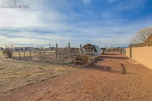 1420 E Gem Dr, Pueblo, CO 81007 - Photo 33
