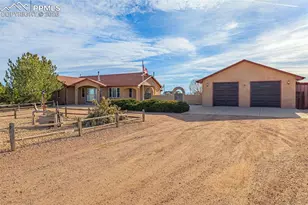 1420 E Gem Dr, Pueblo, CO 81007 - Photo 29