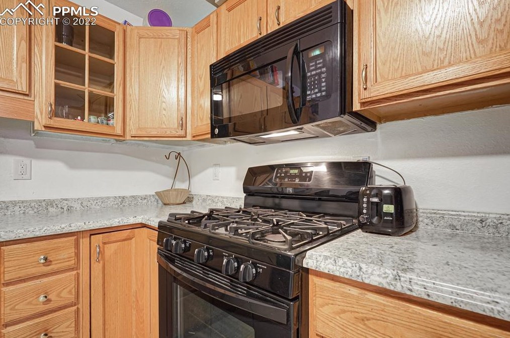 2578 Chimayo Dr, Colorado Springs CO  80911-1014 exterior