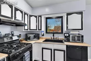 465 S Falcon Dr, Pueblo West, CO 81007 - Photo 23