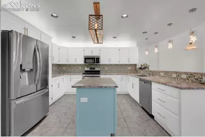 206 Luxury Lane, Colorado Springs, CO 80921 - Photo 9