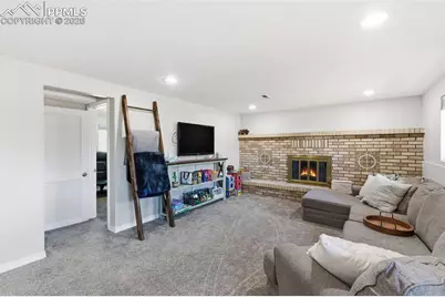 6933 Metropolitan Street, Colorado Springs, CO 80911 - Photo 25