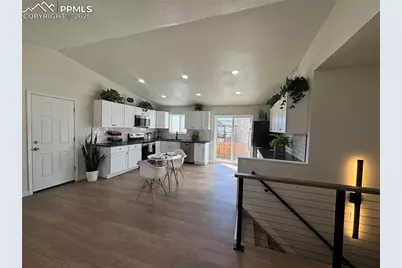 886 Badger Drive, Colorado Springs, CO 80916 - Photo 5