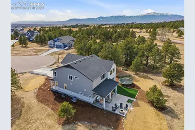 8608 Falcon Nest Court, Colorado Springs, CO 80908 - Photo 3