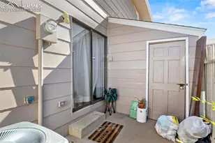 1858 Zebulon Dr, Colorado Springs, CO 80910 - Photo 27