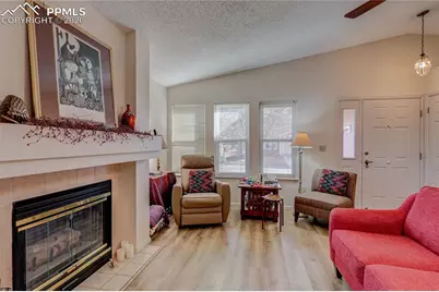 2580 Patriot Heights, Colorado Springs, CO 80904 - Photo 3