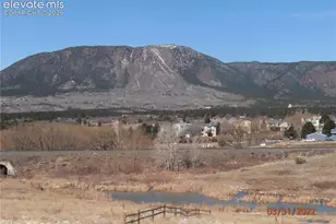 2176 Creek Valley Cir, Monument, CO 80132 - Photo 5