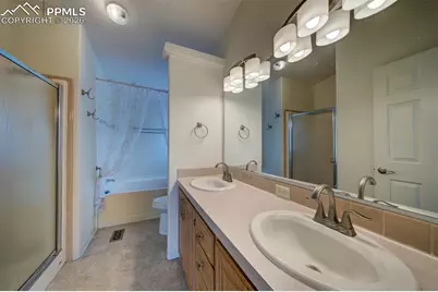 2560 Wheaton Drive, Colorado Springs, CO 80904 - Photo 27