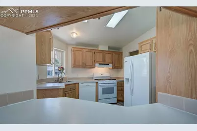 2560 Wheaton Drive, Colorado Springs, CO 80904 - Photo 19