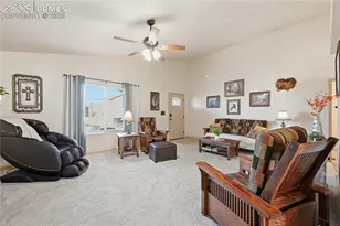 2218 Cliffmoor Ln, Pueblo, CO 81008 - Photo 13