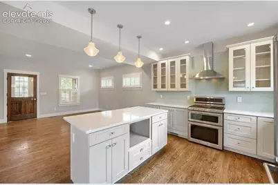 2129 W Pikes Peak Avenue, Colorado Springs, CO 80904 - Photo 7