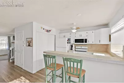 6836 Overland Drive, Colorado Springs, CO 80919 - Photo 7