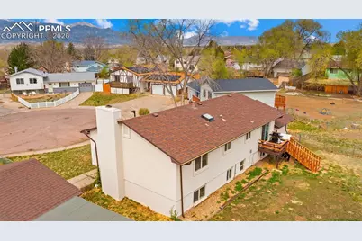 6813 Chesterfield Court, Colorado Springs, CO 80911 - Photo 29