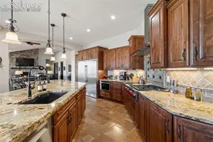 18905 Brockenbury Ct, Monument, CO 80132 - Photo 11