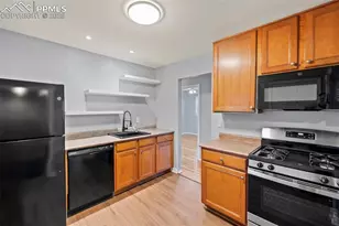 1322 Bates Dr, Colorado Springs, CO 80909 - Photo 21