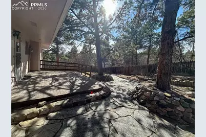 7040 Buckhorn Circle, Colorado Springs, CO 80919 - Photo 17