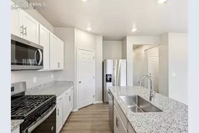 11432 Pikeminnow Place, Colorado Springs, CO 80925 - Photo 5