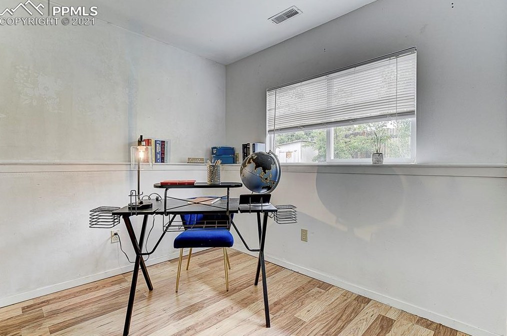 7760 Lindsey Dr, Colorado Springs CO 80920-4241 exterior