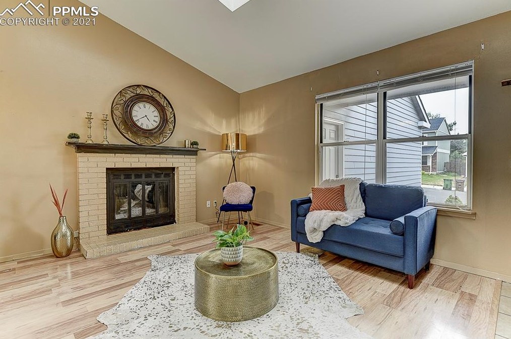 7760 Lindsey Dr, Colorado Springs CO 80920-4241 exterior