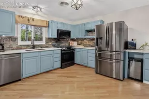 417 W Columbine Ave, Woodland Park, CO 80863 - Photo 5