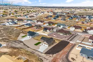 729 E Campbell Ln, Pueblo West, CO 81007 - Photo 41