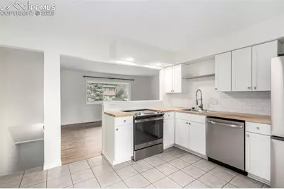 1216 Osgood Road, Colorado Springs, CO 80915 - Photo 9