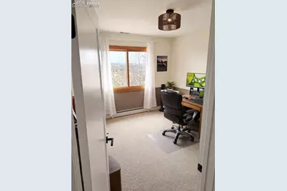 810 Broadview Place, Colorado Springs, CO 80904 - Photo 13