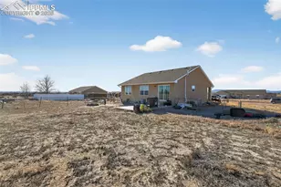 1344 N Blazing Star Ln, Pueblo, CO 81007 - Photo 23