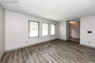 380 Silver Spring Cir, Colorado Springs, CO 80919 - Photo 5